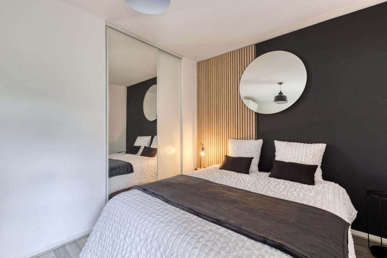 Apartment Le Garden - Ideal Famille,groupe-amis-jardin-barbecue-babyfoot-wifi Cergy