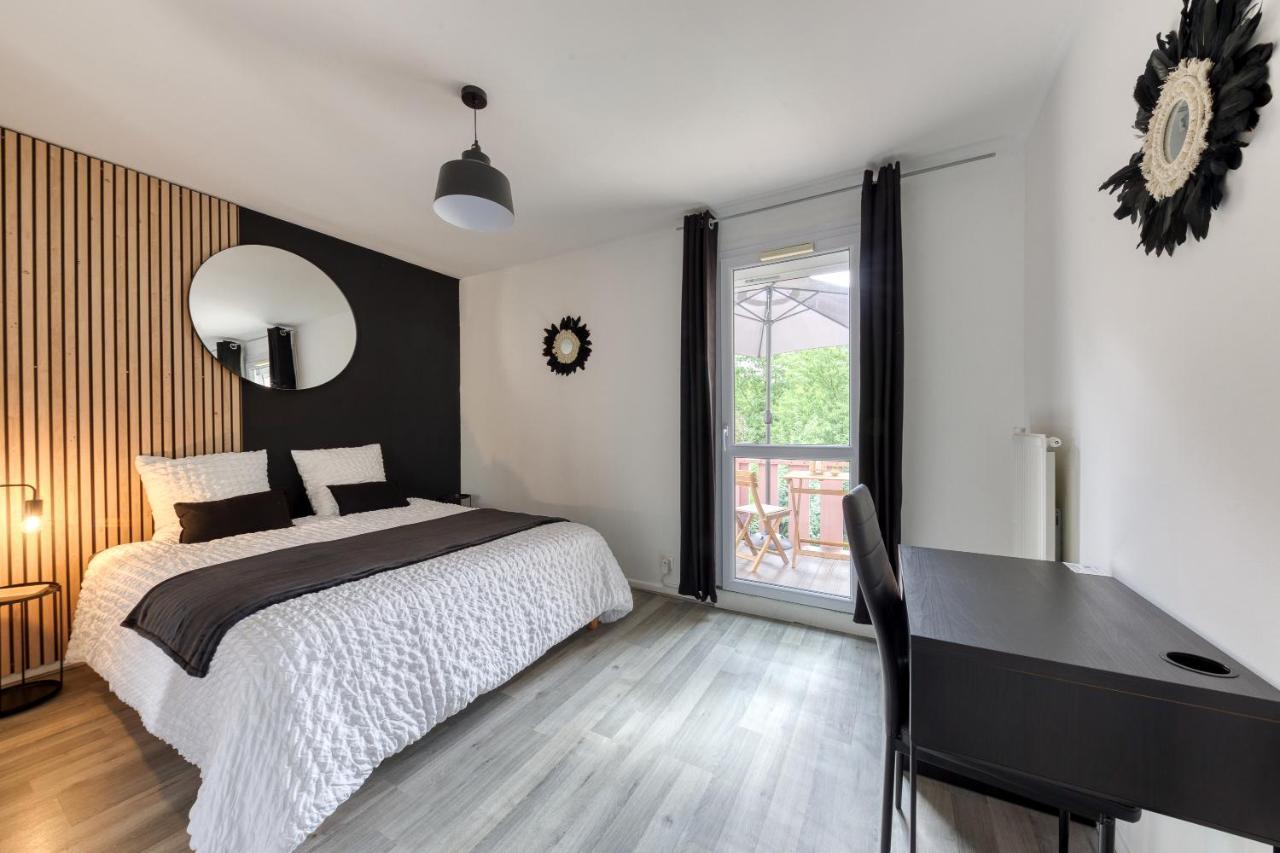 Le Garden - 4 Chambres-8 Personnes Ideal Famille,Groupe-Amis-Jardin-Barbecue-Babyfoot-Wifi Apartment Cergy