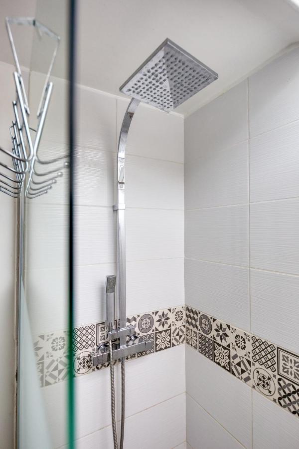 Apartment Le Garden - Ideal Famille,groupe-amis-jardin-barbecue-babyfoot-wifi *