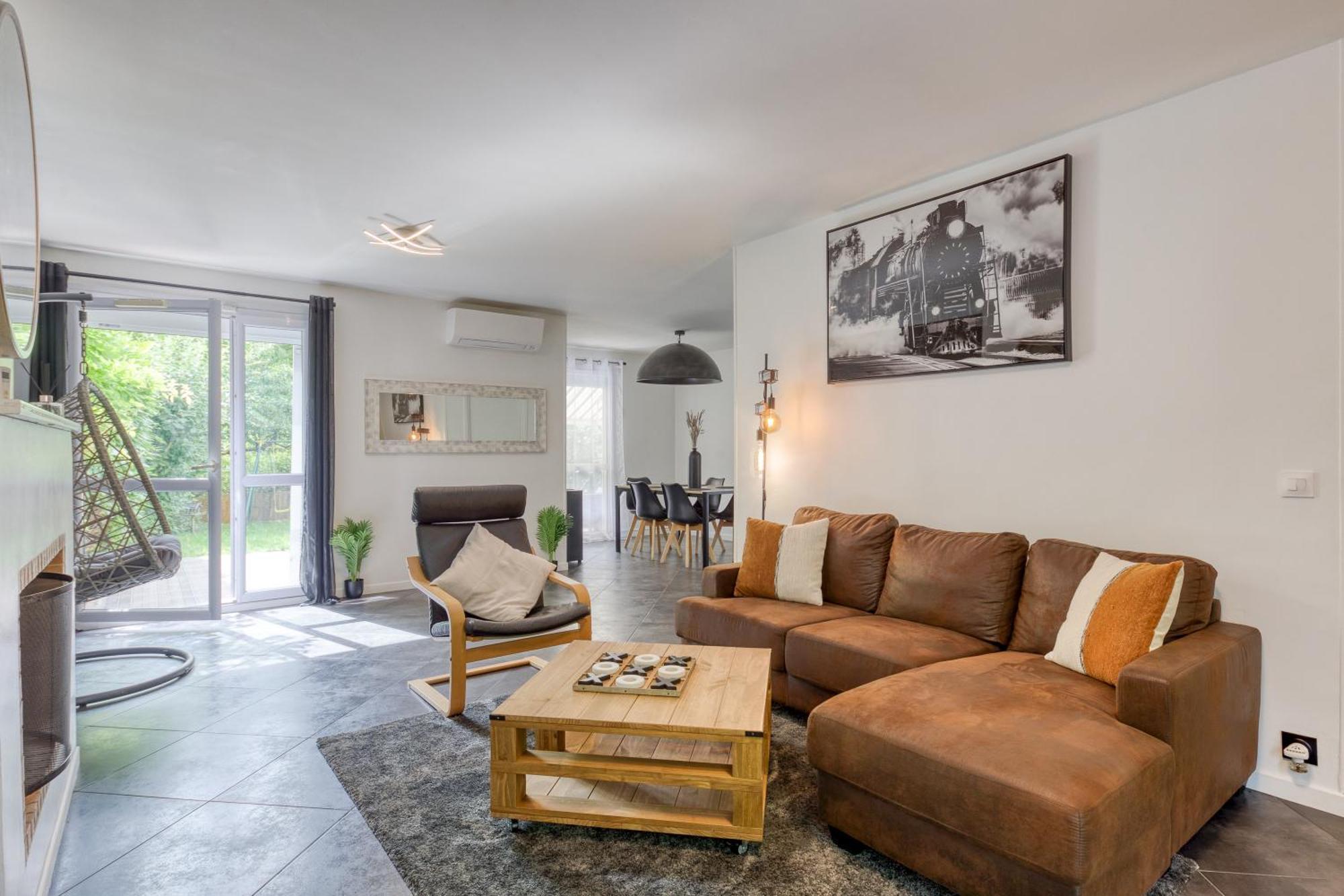 Le Garden - 4 Chambres-8 Personnes Ideal Famille,groupe-amis-jardin-barbecue-babyfoot-wifi Appartement Cergy
